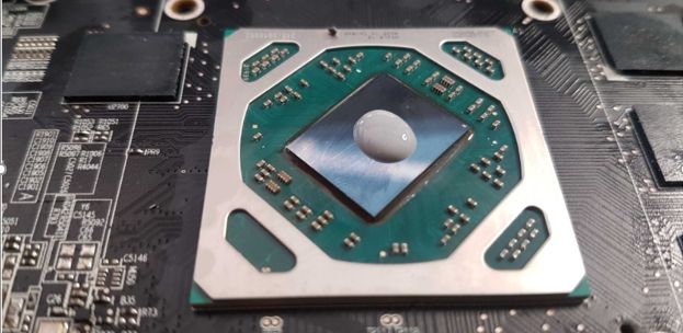 Thermal paste on a cpu