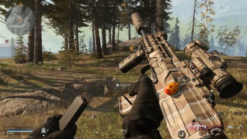 Image of warzone gameplay reloading mp7